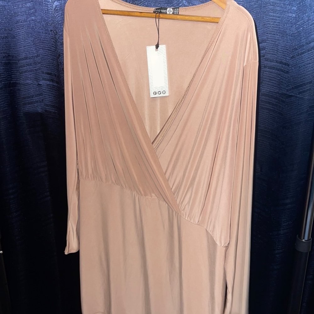 Boohoo dress